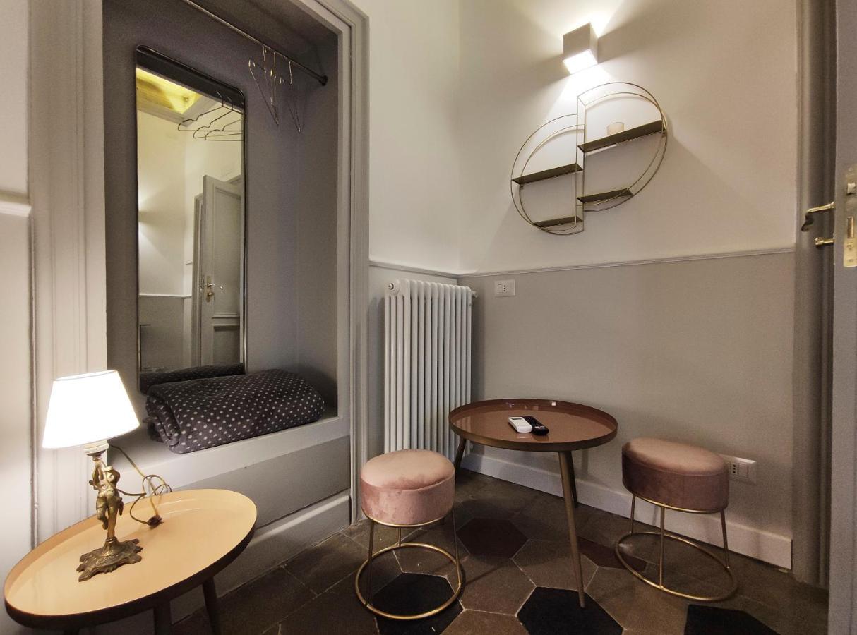 Visconti Suites By Fna Hospitality Roma Exterior photo